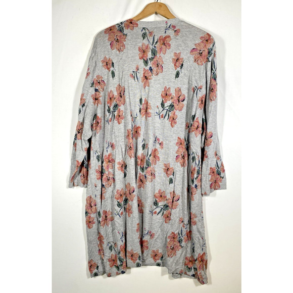 Torrid Heather Gray Pink Floral Cardigan Sweater Size 4 Open Front Knit Floral - Picture 9 of 11